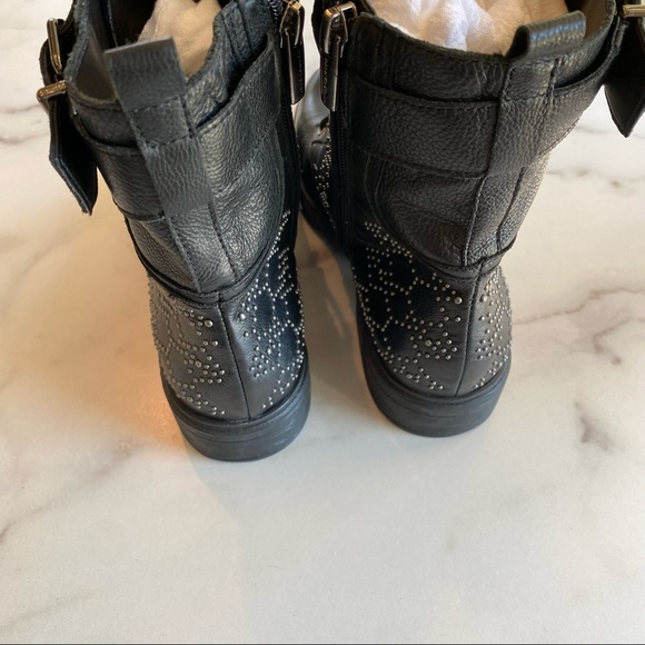 VINCE CAMUTO Black Leather Studded Moto Boot Tanowie - Picture 6 of 11
